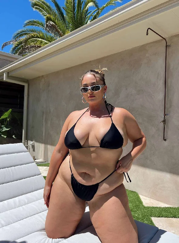 Jenner Bikini Bottoms Black Curve